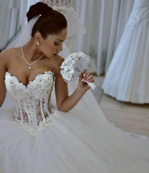 Gorgeous Mermaid Wedding Gown Embroidered Floral Lace Bridal Dresses Sexy V-Neck Backless Wedding Dress robe de mariage