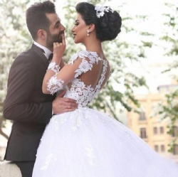 Wholesale Elegant Fashion Wedding Dress With Super Material and Workmanship Long Tail Floor Style Custom size